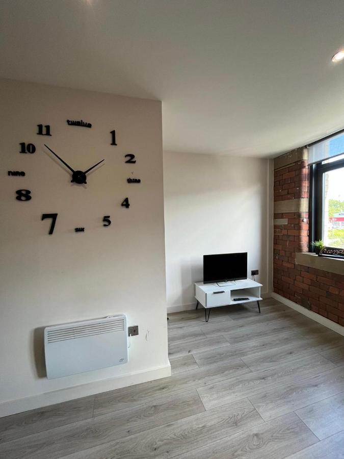 Apartment Bliss - Contractor 320